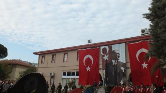 Ulu Önder M. Kemal Atatürk´ü Saygıyla Anıyoruz