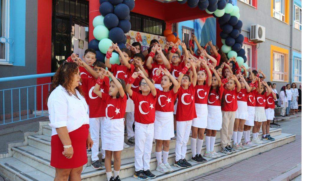 İLKÖĞRETİM HAFTASI COŞKULU BİR TÖRENLE GERÇEKLEŞTİRİLDİ